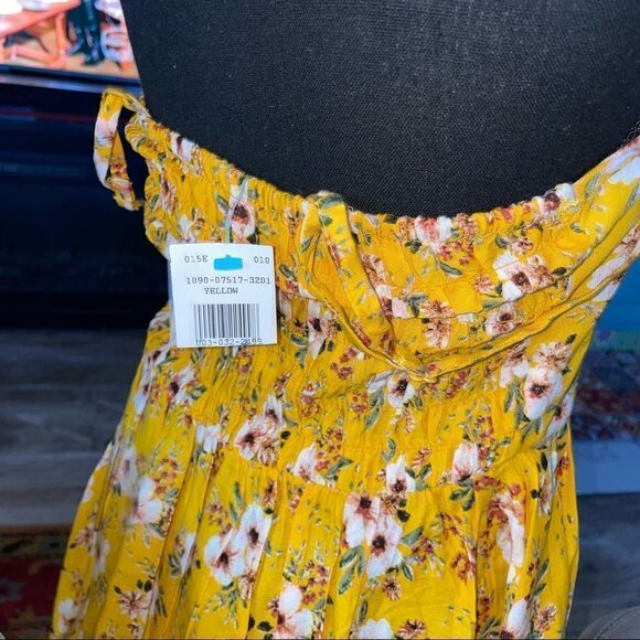 🆕 JOLIE and Joy yellow floral print sundress with padded cups sz M - Picture 14 of 15